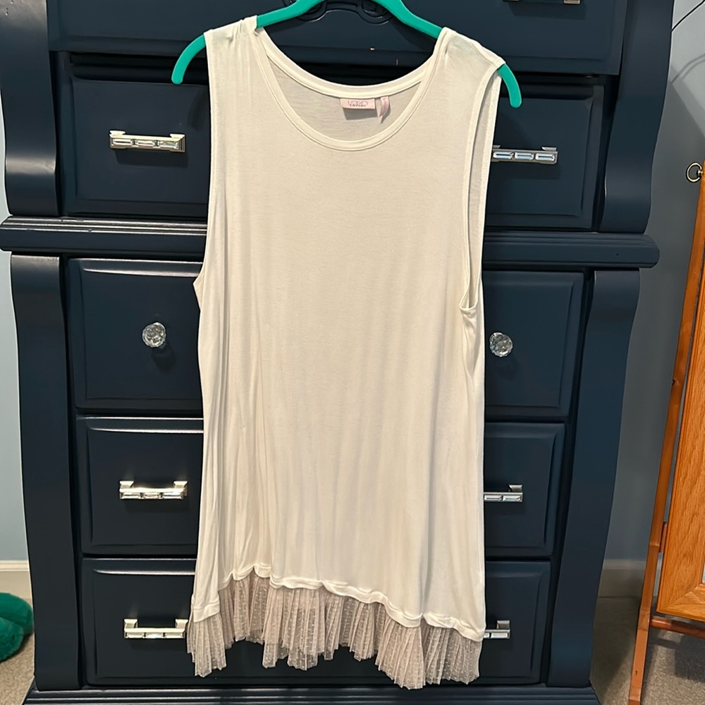 LOGO sleeveless tunic top with lace bottom edge. Size XL. Cream color